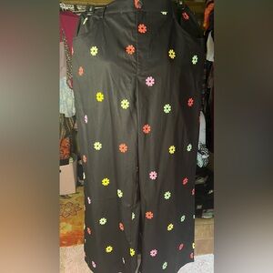 Boho, black plus size wide leg pants with floral design NWT 3x